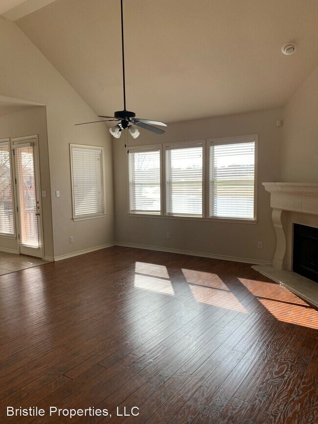 Foto del edificio - 3 br, 2 bath House - 3912 Harvey Penick