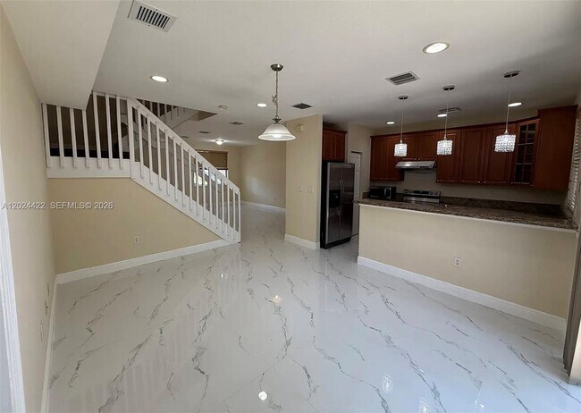 Foto del edificio - 6542 Hidden Cove Dr