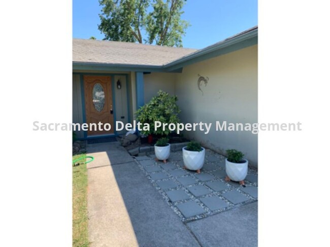 Foto del edificio - Nice home in Fair Oaks neighborhood