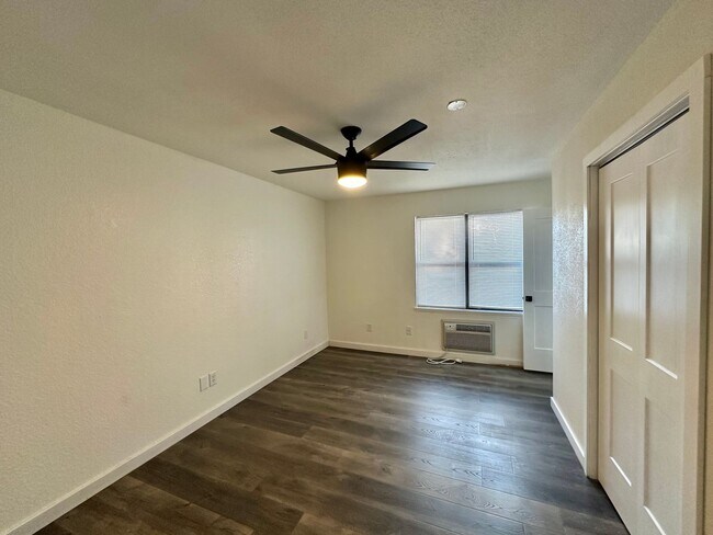 Foto del edificio - 3410 40th St