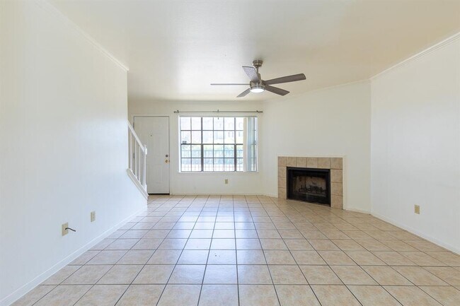 Foto del edificio - 14600 Fonmeadow Dr
