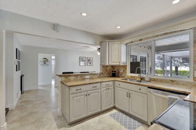 Foto del edificio - 1104 Jackpine St