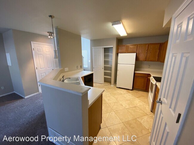 Building Photo - 1273 S Zeno Way