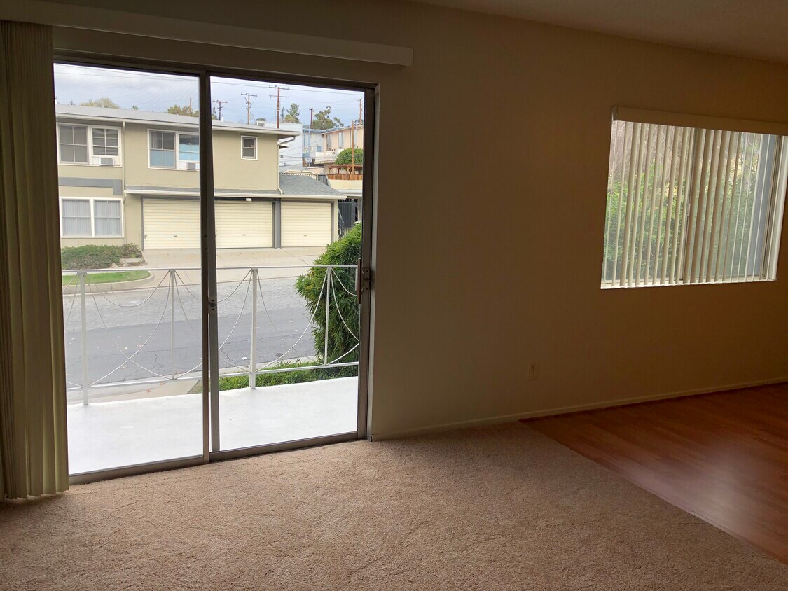 Primary Photo - 700 Orange Grove Ave