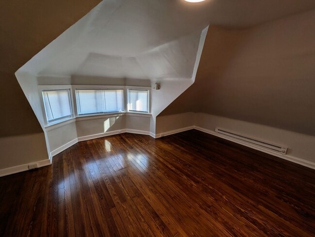 Foto del edificio - 2145 Slane Ave