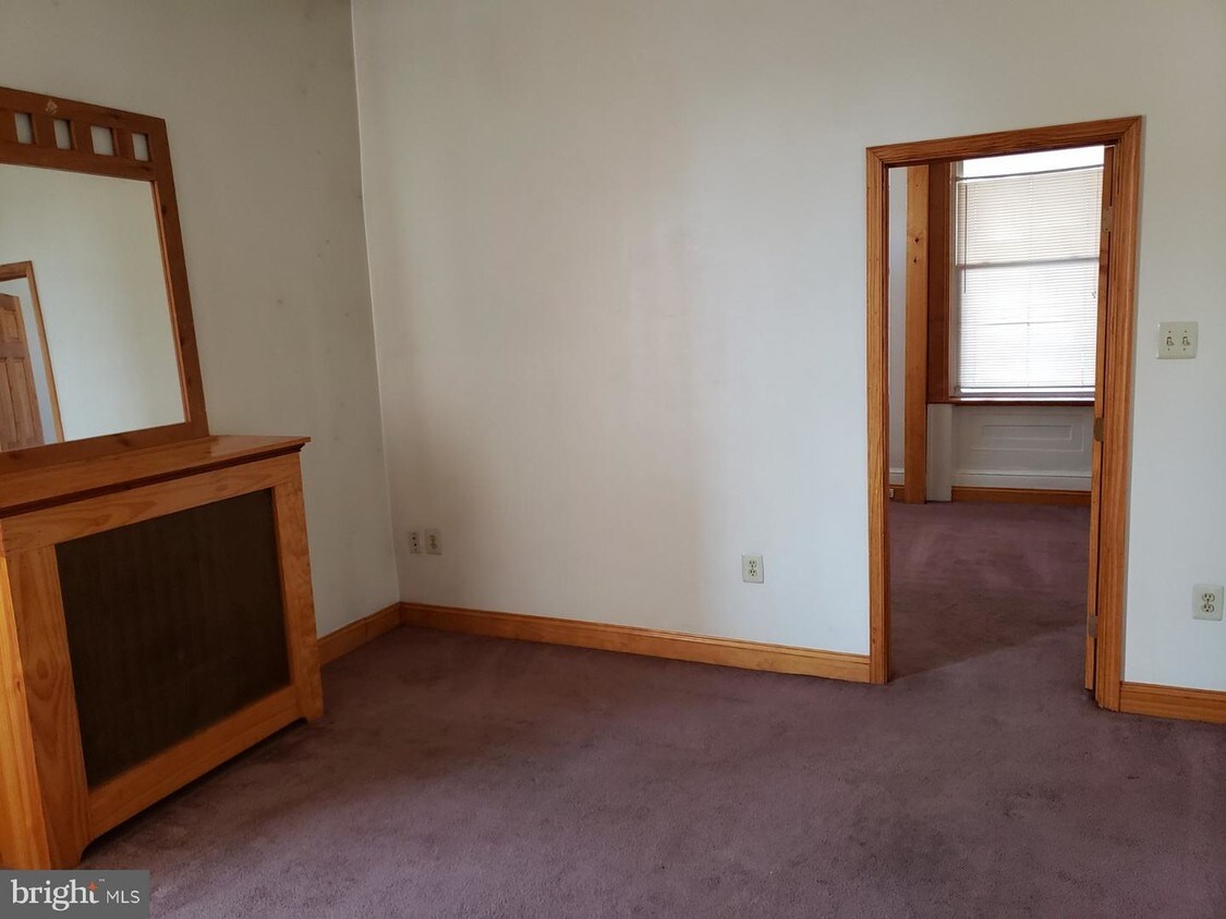 Foto principal - 662 E Marshall St