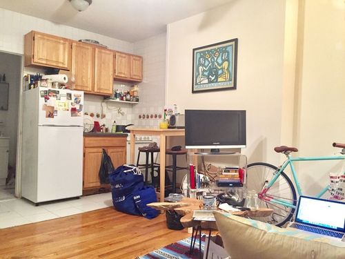 Foto principal - 142 Allen St