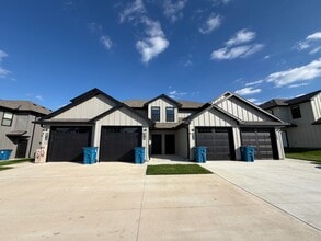 Building Photo - 81 SE 351st Rd Building Photo - 81 SE 351st Rd