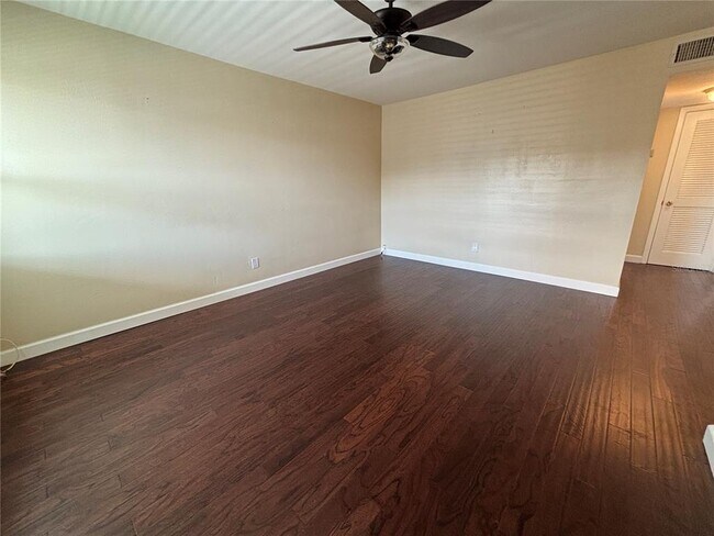 Foto del edificio - 3160 36th St N