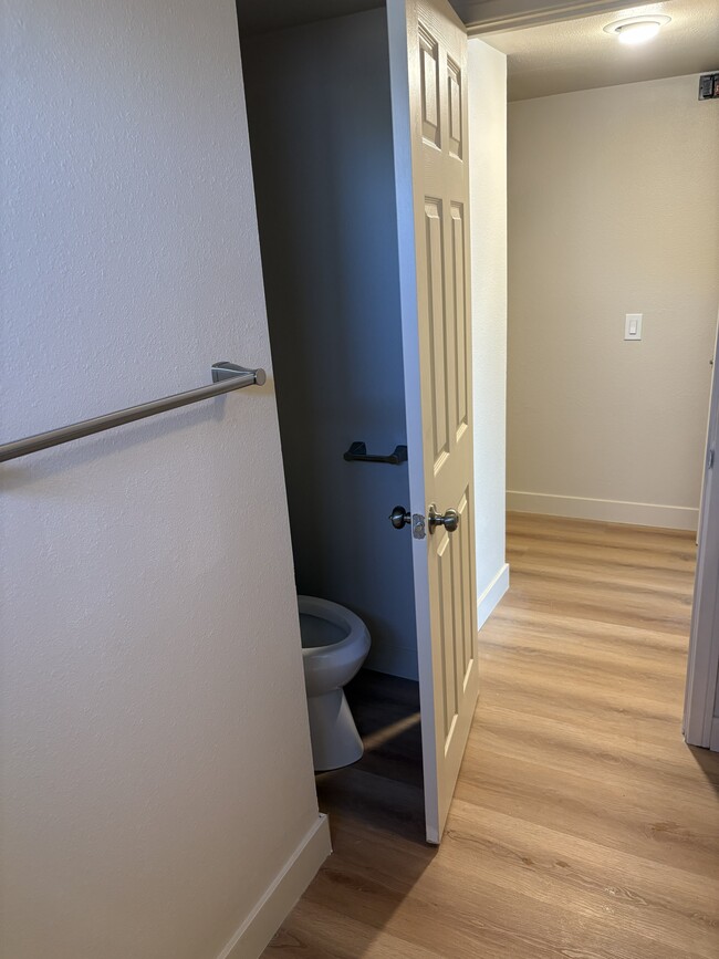 Photo - 2286 Canyon Dr (Costa Mesa, CA) Apartments