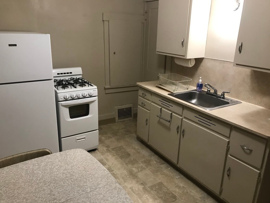 Primary Photo - 3439 S 15th St