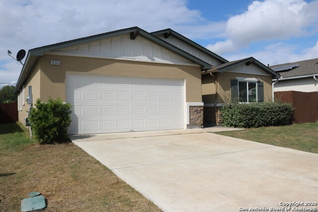 Primary Photo - 10503 Legacy Cove