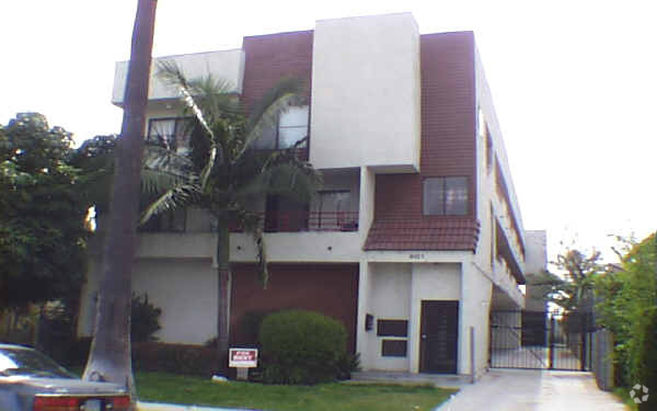 Alternate Building View 2 - Gardena Apartments