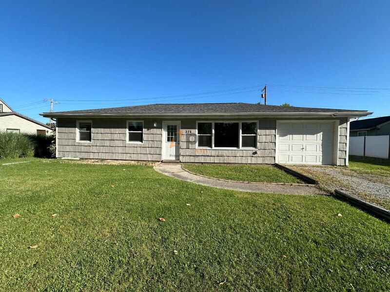 Foto principal - 375 Cherryfield Dr