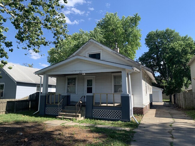 Building Photo - 3635 Avenue C