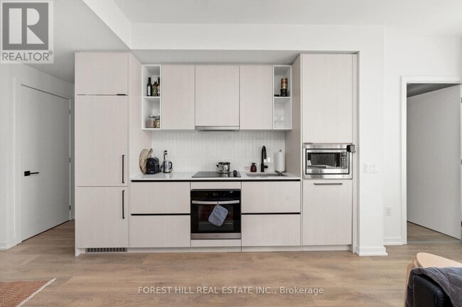 Building Photo - 1285 Dupont St