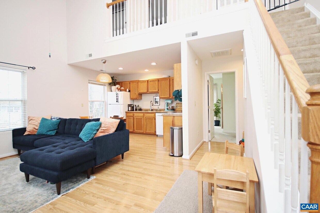 Foto principal - 118 Greenwich Ct