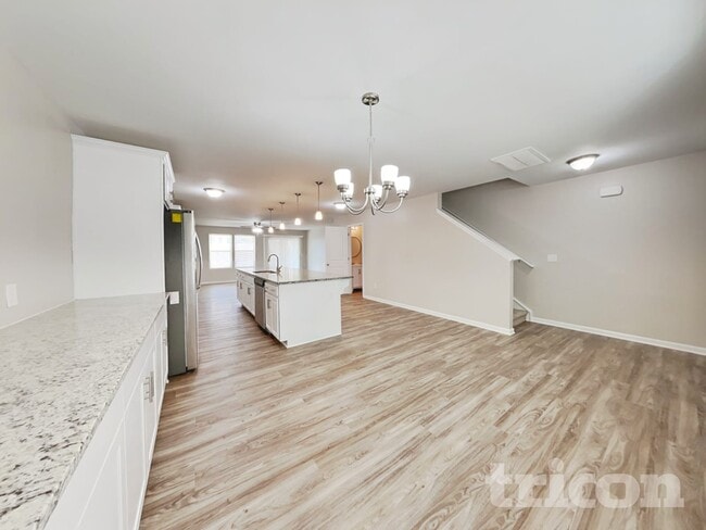 Foto del edificio - 1705 Sawtooth Ct