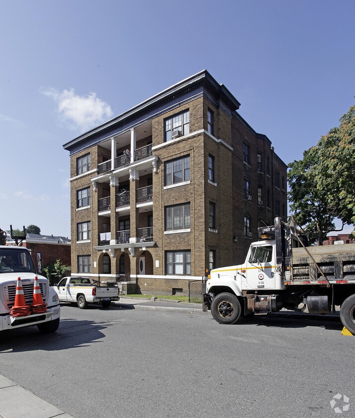 5 King St, Worcester, MA 01610 Apartments in Worcester, MA