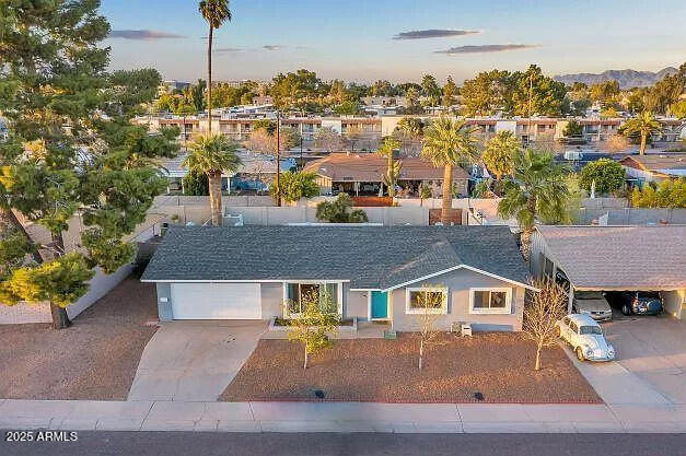 Foto del edificio - 7410 E Edgemont Ave