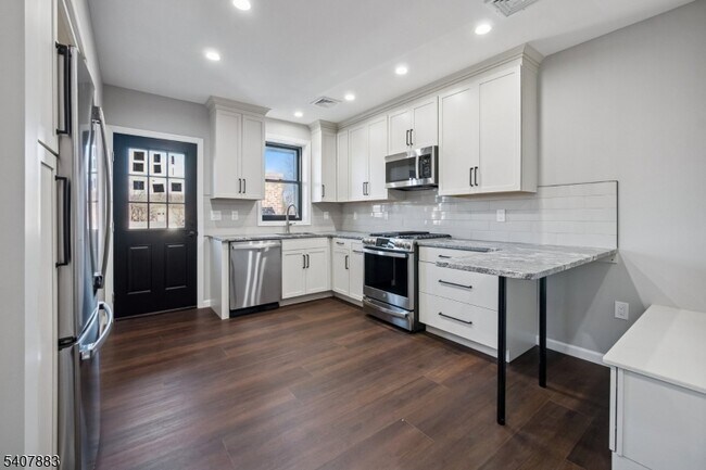 Foto del edificio - 266 Morris Ave