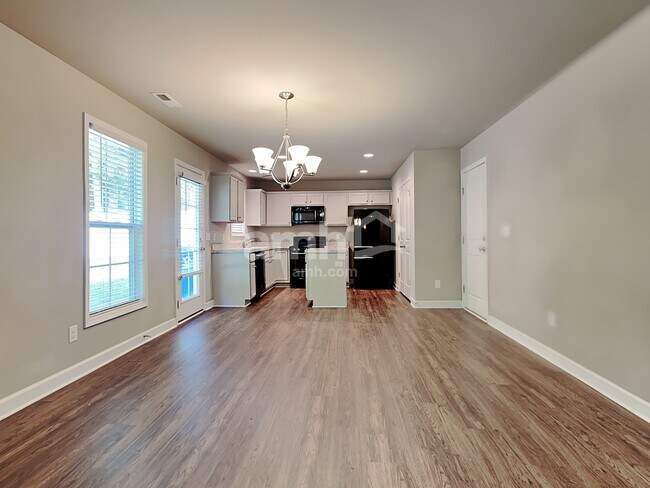 Foto del edificio - 200 N Wentworth Dr