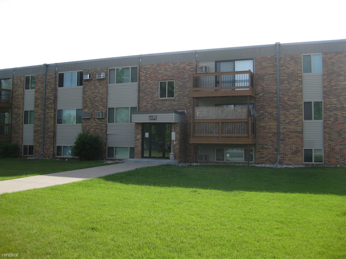 Foto principal - 2526 15th St S