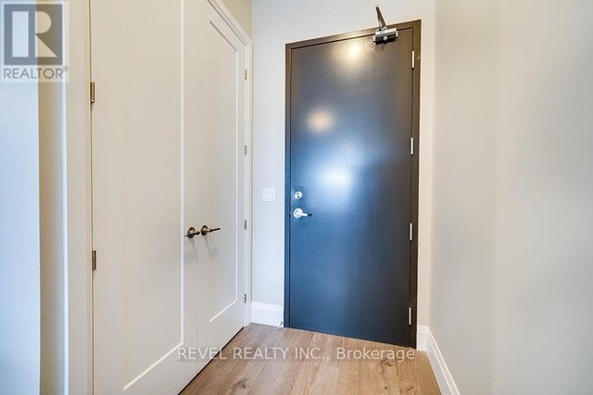 Building Photo - 85 Morrell St