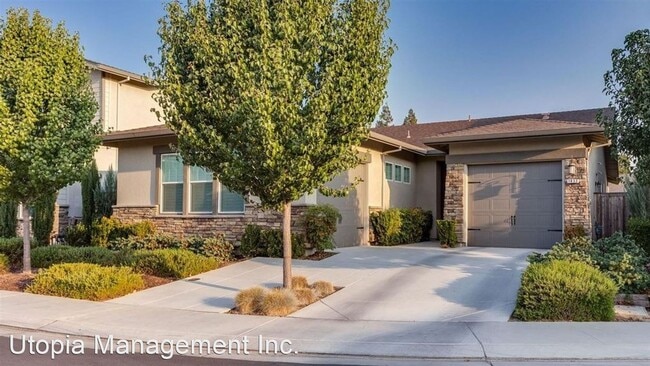Building Photo - 3 br, 2 bath House - 1833 Giardino Way