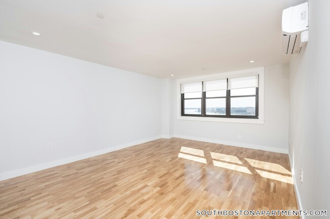Foto del edificio - 1410 Columbia Rd