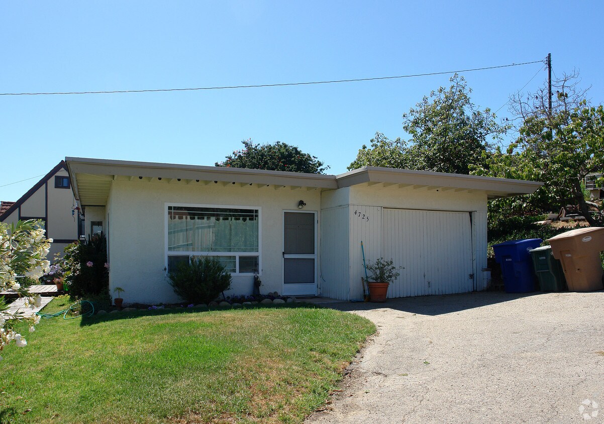 Building Photo - 4721-4725 Foothill Rd
