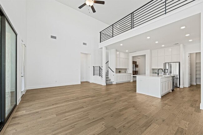 Building Photo - 1105 Lickety Ln