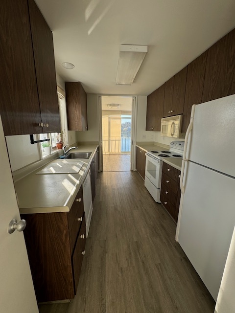 Building Photo - 5223 Shelter Bay Ave