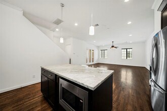 Building Photo - 22 Hermann Park Ct