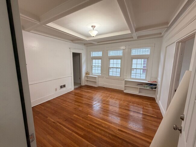 Foto del edificio - 2455 North Ave