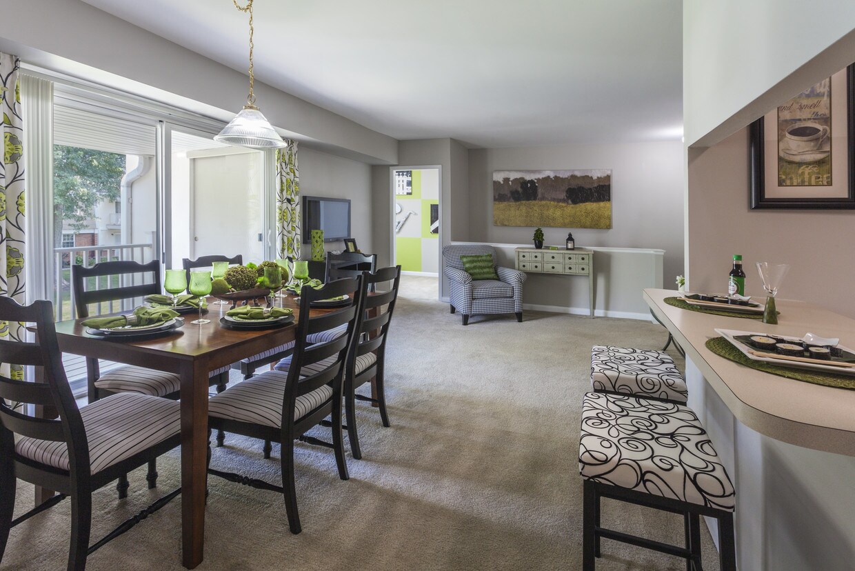 Mill Grove Apartments 131 Mill Grove Dr Audubon, PA Apartments for