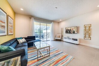 Building Photo - 1512 Retreat Cir