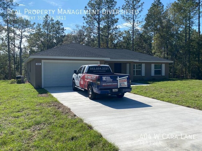 Building Photo - 404 W Cara Ln
