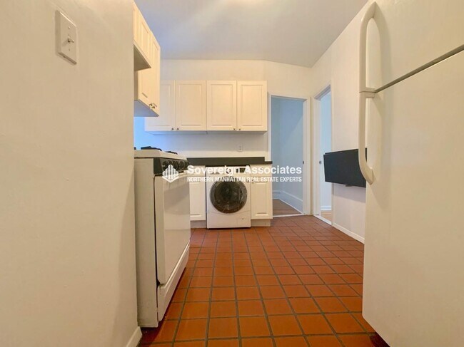 Foto del edificio - 209 W 108th St