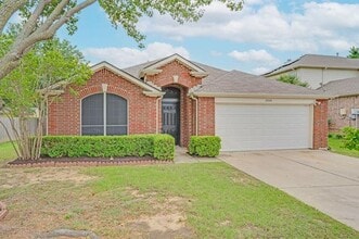 Building Photo - 2008 Lamprey Cir