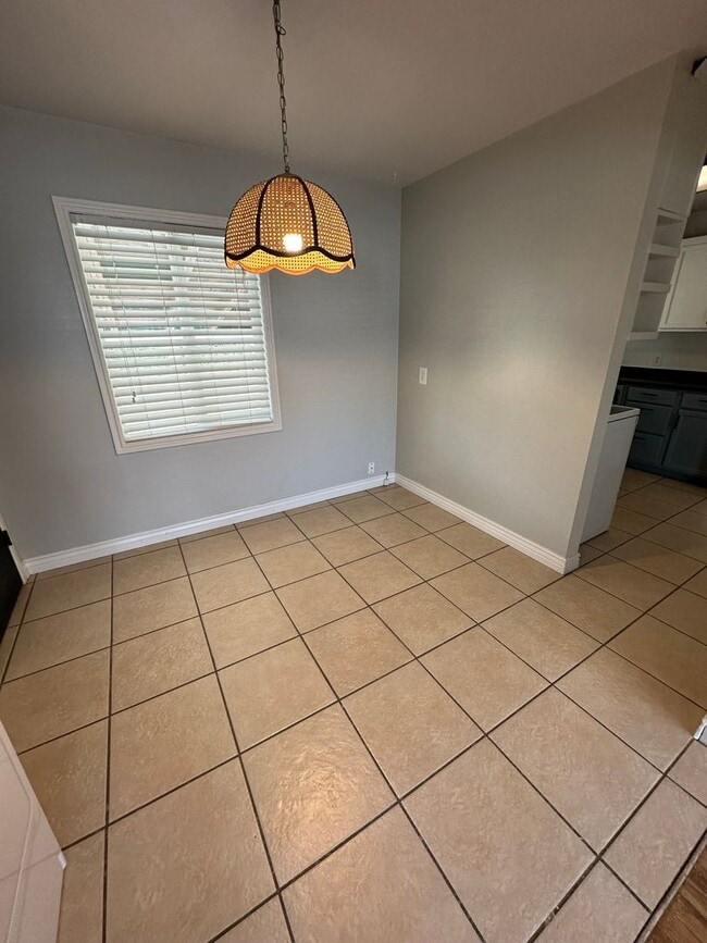 Foto del edificio - 4650 S