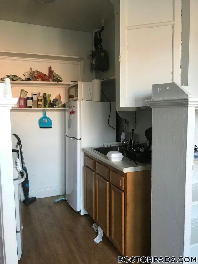 Primary Photo - 1167 Boylston St