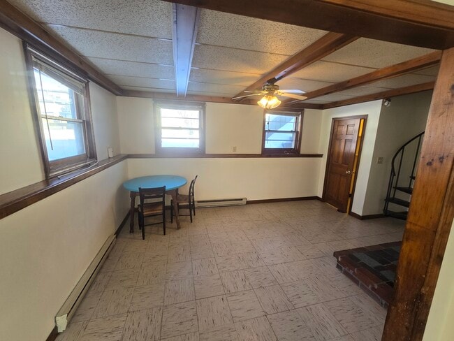 Building Photo - 96 E Broadway