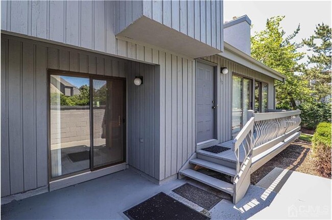 Building Photo - 180 Westgate Dr