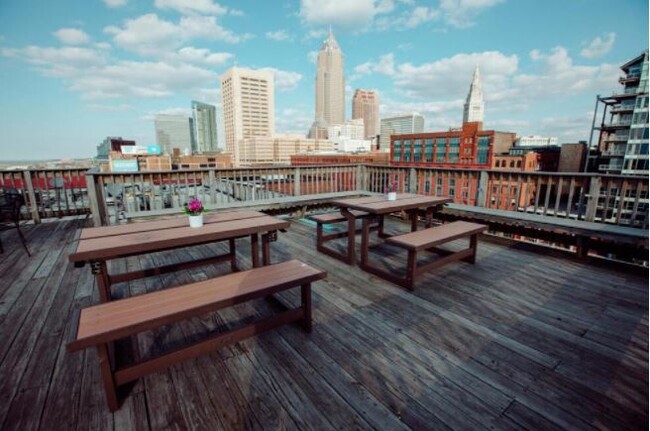 Rooftop Skyline - Water Street