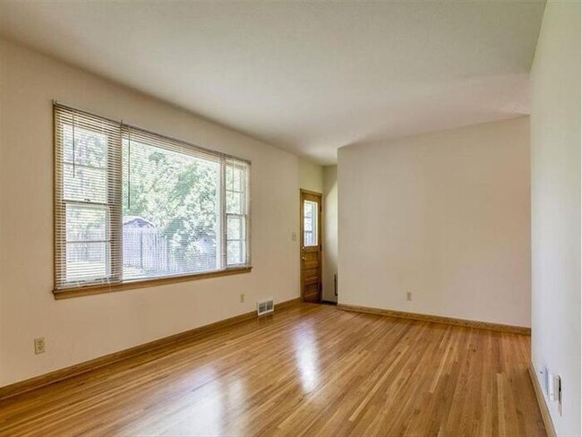 Building Photo - Westgate Raised Ranch Home