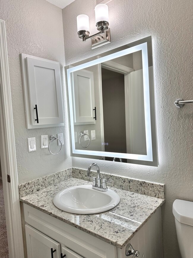 Building Photo - Waterford Apartments