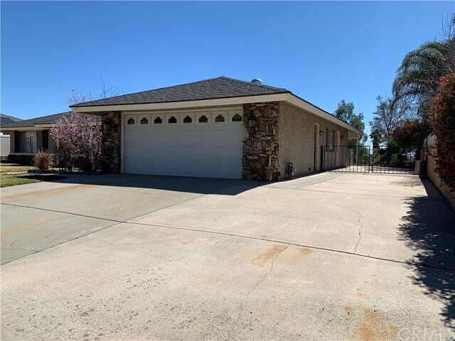 Primary Photo - 25391 Jaclyn Ave