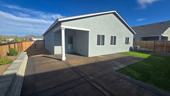 Foto del edificio - 7571 Grassy Plns Dr