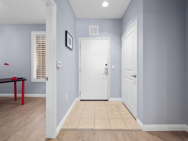 Unit entrance - 428 W Main St